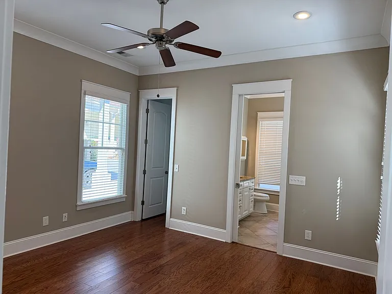 303 Newport Hill Ln — Photo 17