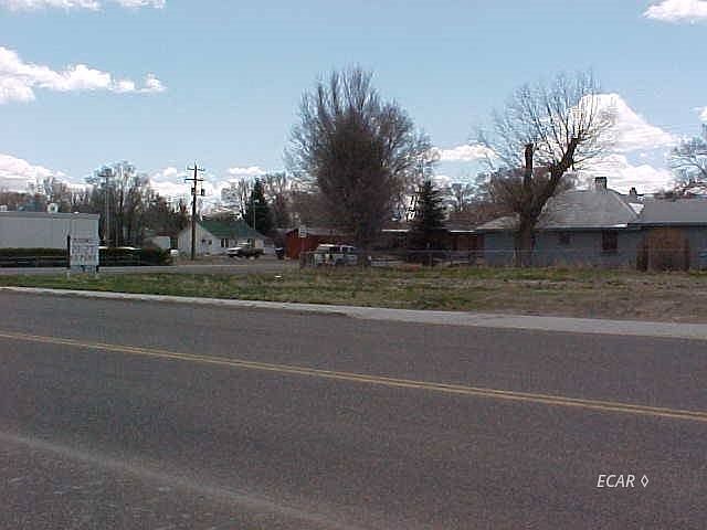 2nd image of 6th St