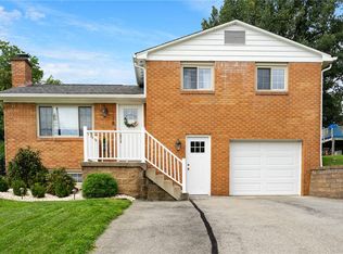 118 Sunrise Dr, Irwin, PA