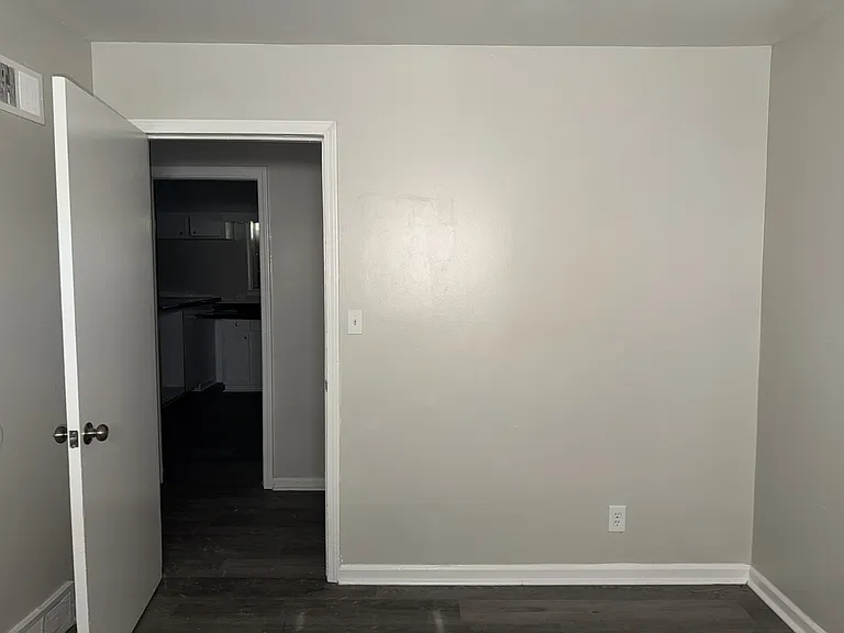 3329 Denver St — Photo 10