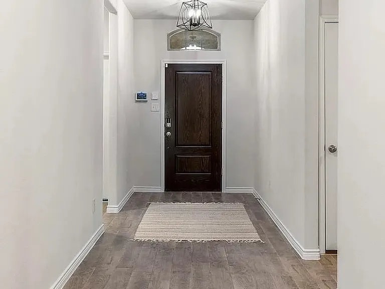 4122 Ellinger Dr — Photo 12