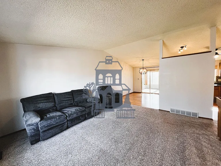 5419 Alteza Dr — Photo 4