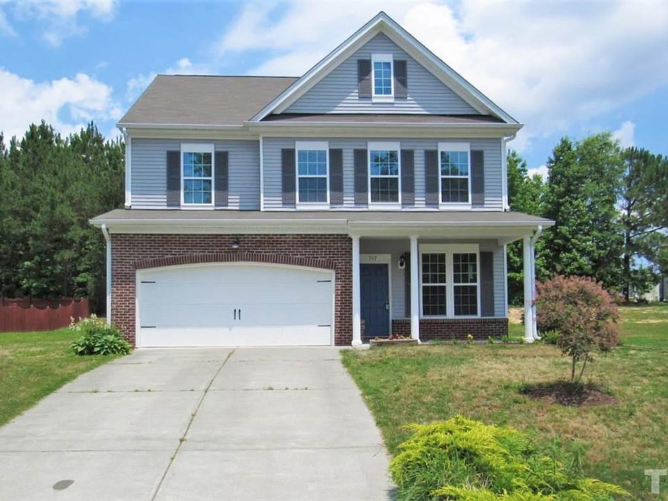 1st image of 717 Pitch Pine Dr