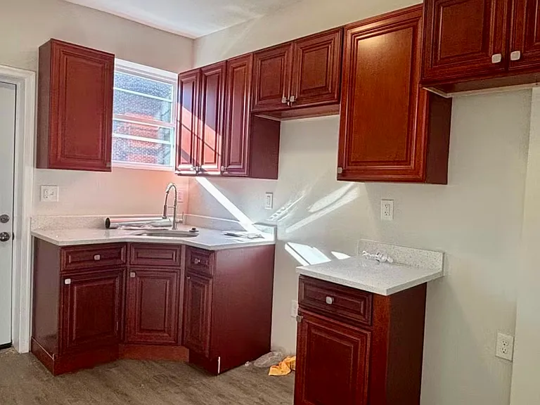 418 N Loudon Ave — Photo 14