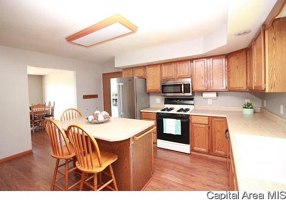 5th image of 513 Charter Oak Dr