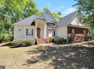 649 Macarthur Dr, Griffin, GA 30224