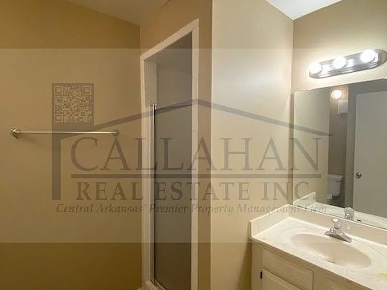 8 Towne Park Ct #10 — Photo 5