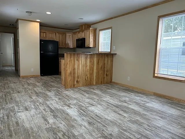 625 15th St SE — Photo 34