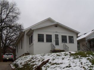 1221 Loeser Ave, Jackson, MI