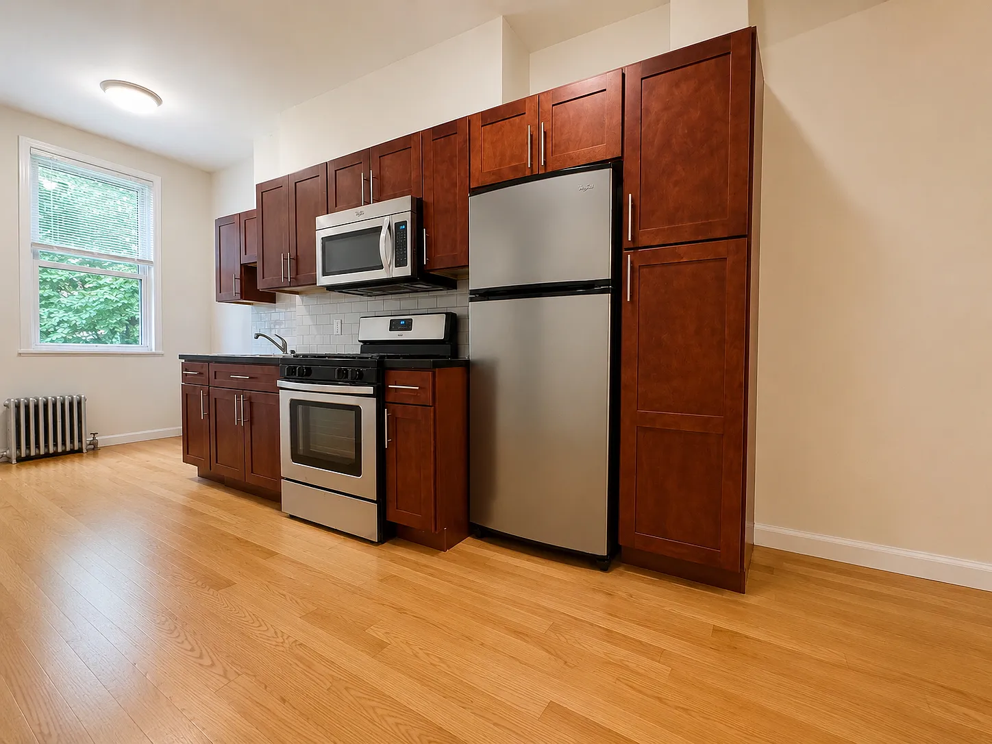 135 North Eighth Street — Photo 4