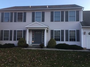 3505 Mohegan Dr, Sinking Spring, PA 19608