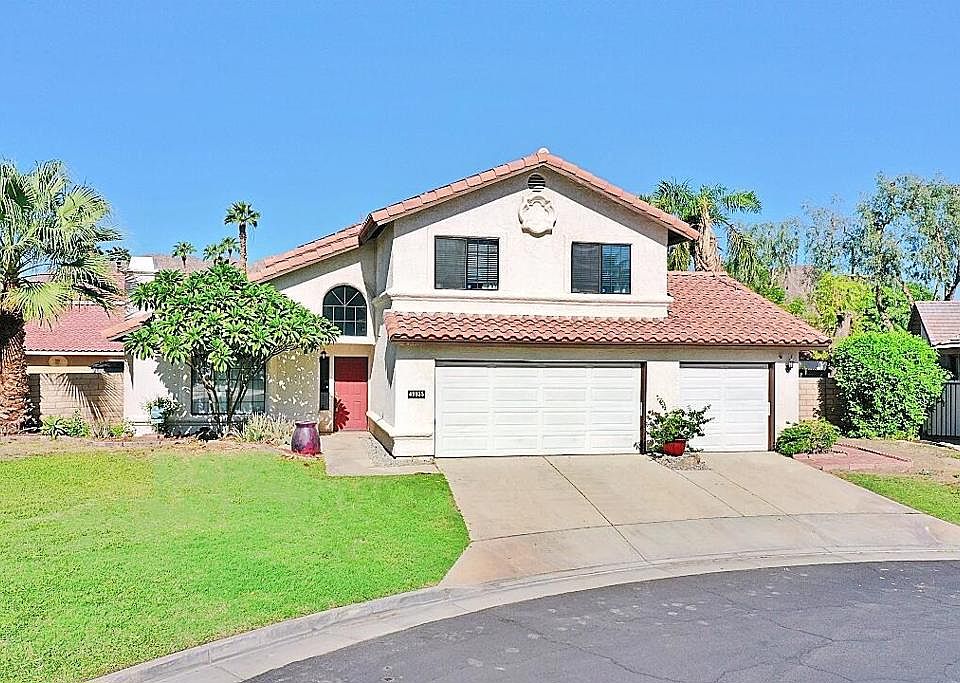 1st image of 49035 Serenata Ct