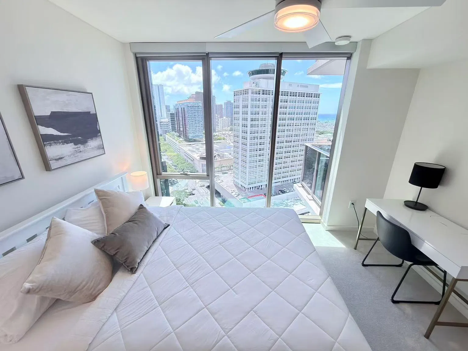 2 bed, 901 sqft, $5,400 — Photo 4