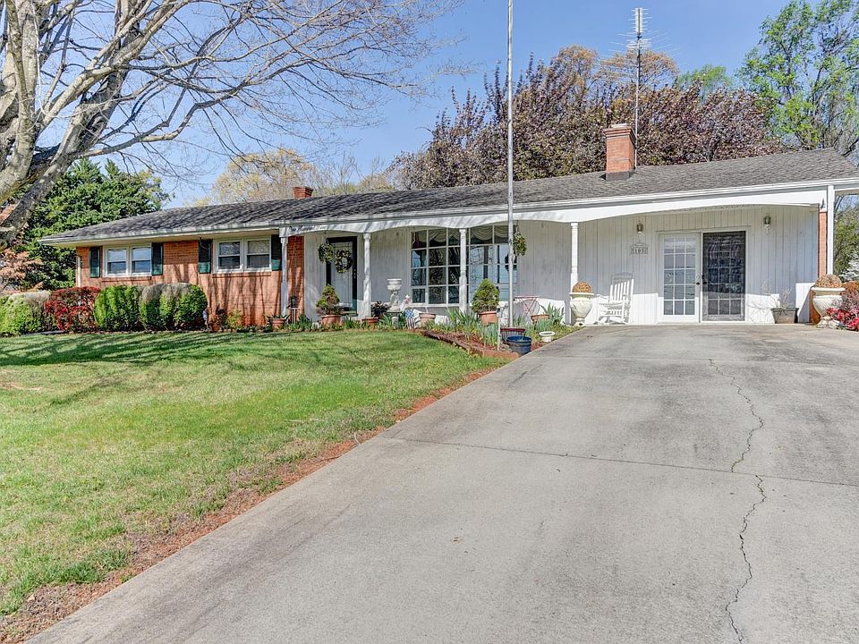1st image of 105 Gaddy Rd