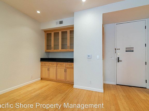 5th image of 1310 N Detroit St APT 302