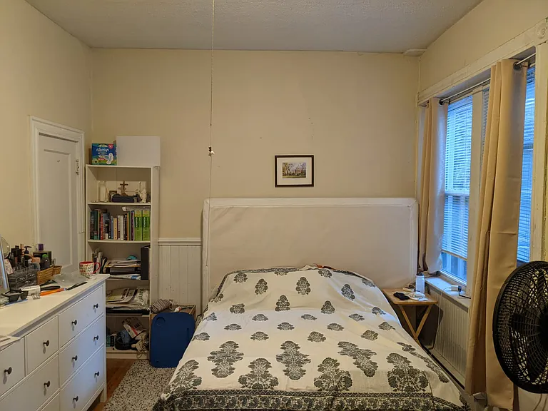 883 Huntington Ave — Photo 10