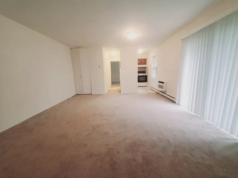 696 Hope St #7 — Photo 2