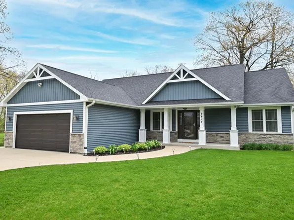 5404 S 43rd STREET, Greenfield, WI 53220