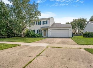 1388 Bow String Ct, Carol Stream, IL 60188