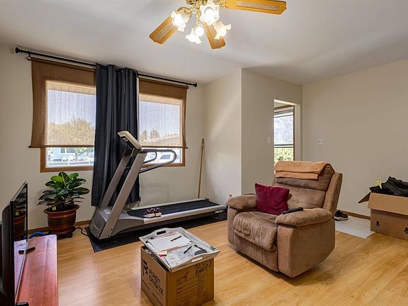4th image of 2024 W 43rd St SE