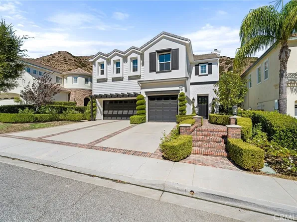 6173 Deerhill Rd, Oak Park, CA 91377