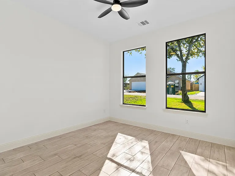 5105 Waterbury Ct — Photo 27