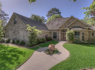 100 Greenbriar Dr, Magnolia, TX 77355