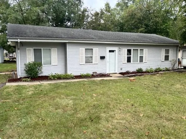 2852 Floyd St, Lake Station, IN 46405