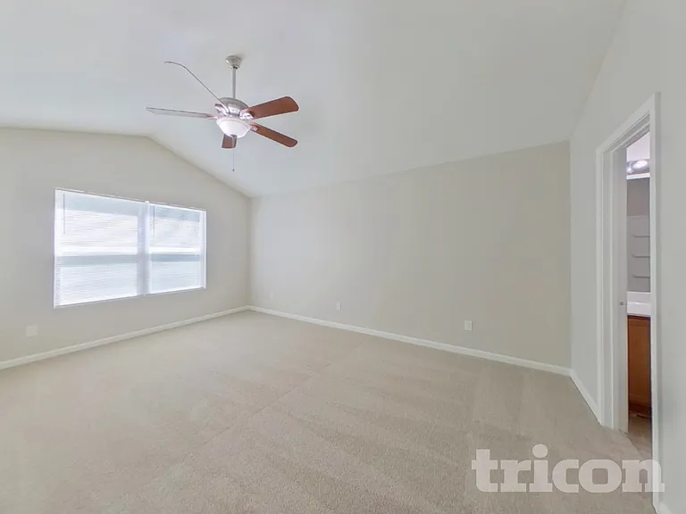 537 Gentle Breeze Ln — Photo 9