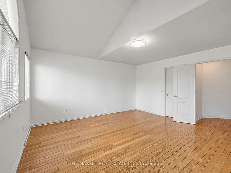5088 Forestwalk Cir — Photo 21