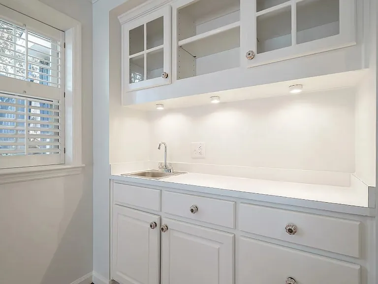 340 Allison Dr NE — Photo 11