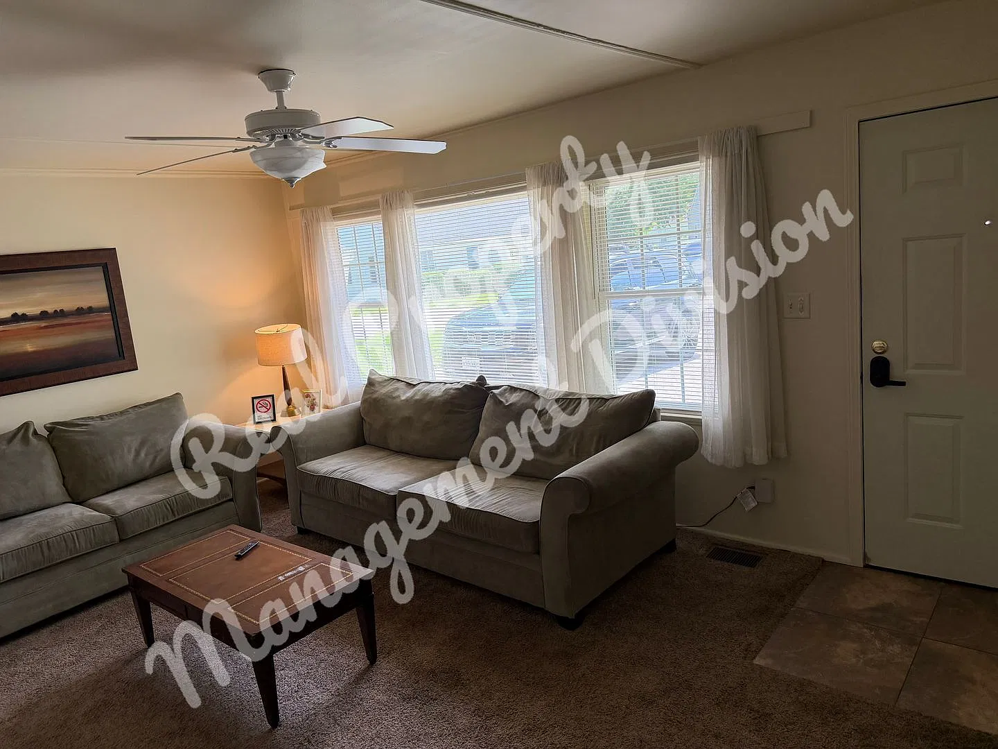 Bright & Spacious 2BR/1BA Home on a Quiet Cul-de-Sac — Photo 2