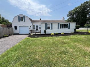 183 Lyman Rd, East Patchogue, NY 11772