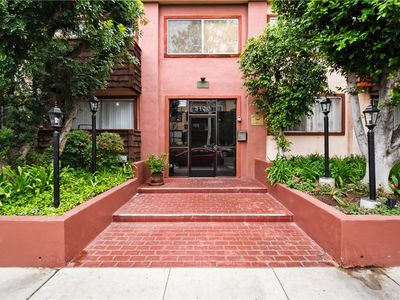 5400 Newcastle Ave APT 31, Encino, CA, 91316