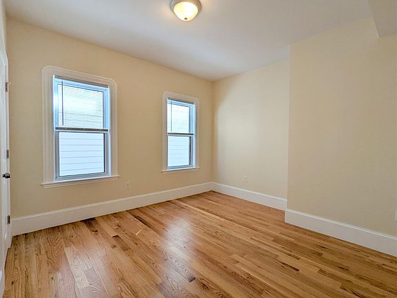 5th image of 75 Merriam St #2