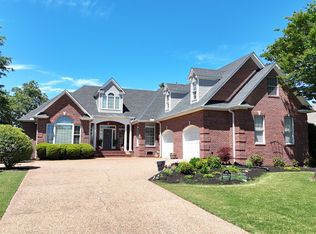 278 Bellemeade Dr, Lexington, TN 38351