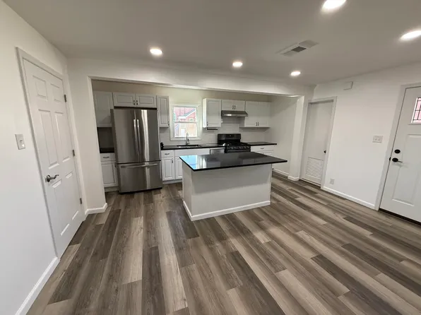 673 Ringwood Ave, Wanaque, NJ 07465