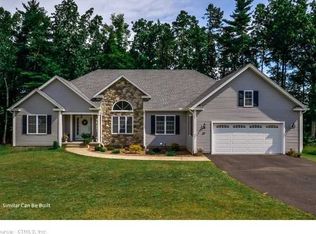 14 Beaudry Ln, Bloomfield, CT 06002