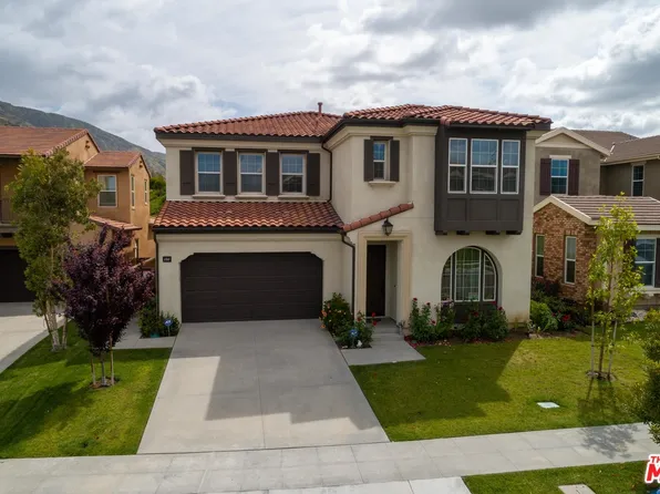 1146 N Chestnut Ln, Azusa, CA 91702