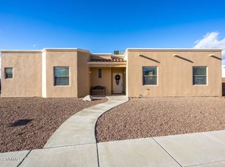 925 Prairie Lily Dr, Las Cruces, NM 88007
