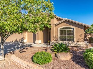 742 E Brooks Farm Rd, Chandler, AZ 85249