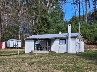 51 Mountain Ave, Cammal, PA 17723