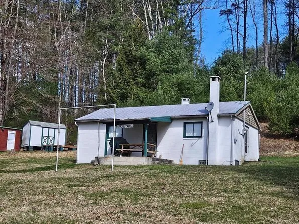 51 Mountain Ave, Cammal, PA 17723