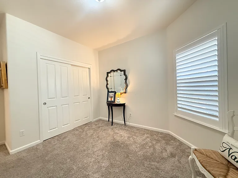 1140 E Sawgrass Ave — Photo 27