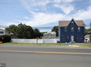 7327 River Rd, Pennsauken, NJ