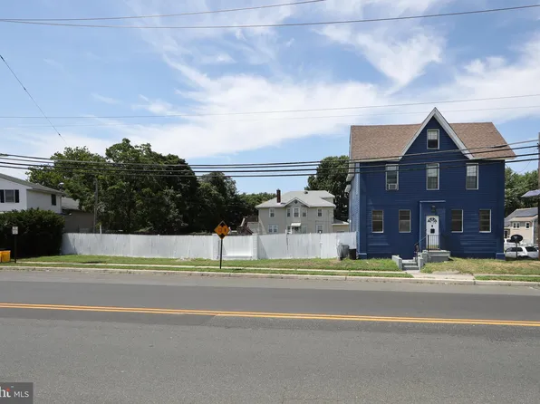 7327 River Rd, Pennsauken, NJ 08110