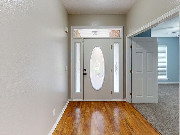 2nd image of 2859 Cross Creek Dr