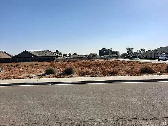 1st image of 621 E Adobe Ct