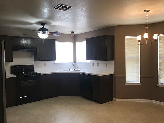 5th image of 3601 Amanda Dr