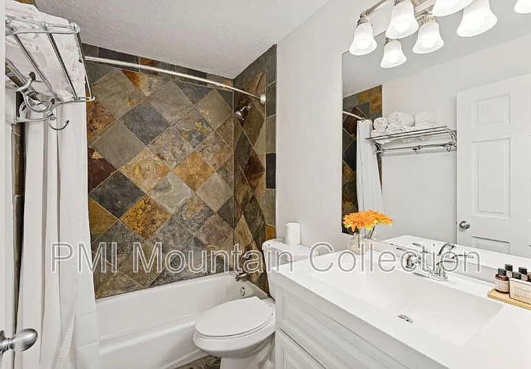 1509 Park Ave #409 — Photo 16